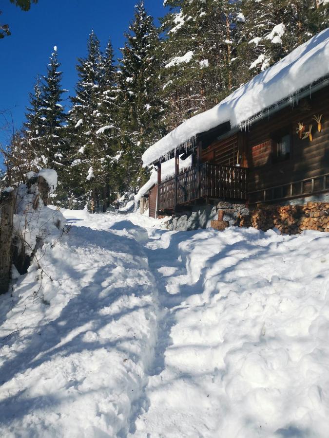 Waldhuette Glueck Auf Villa Notsch bei Bleiberg Buitenkant foto