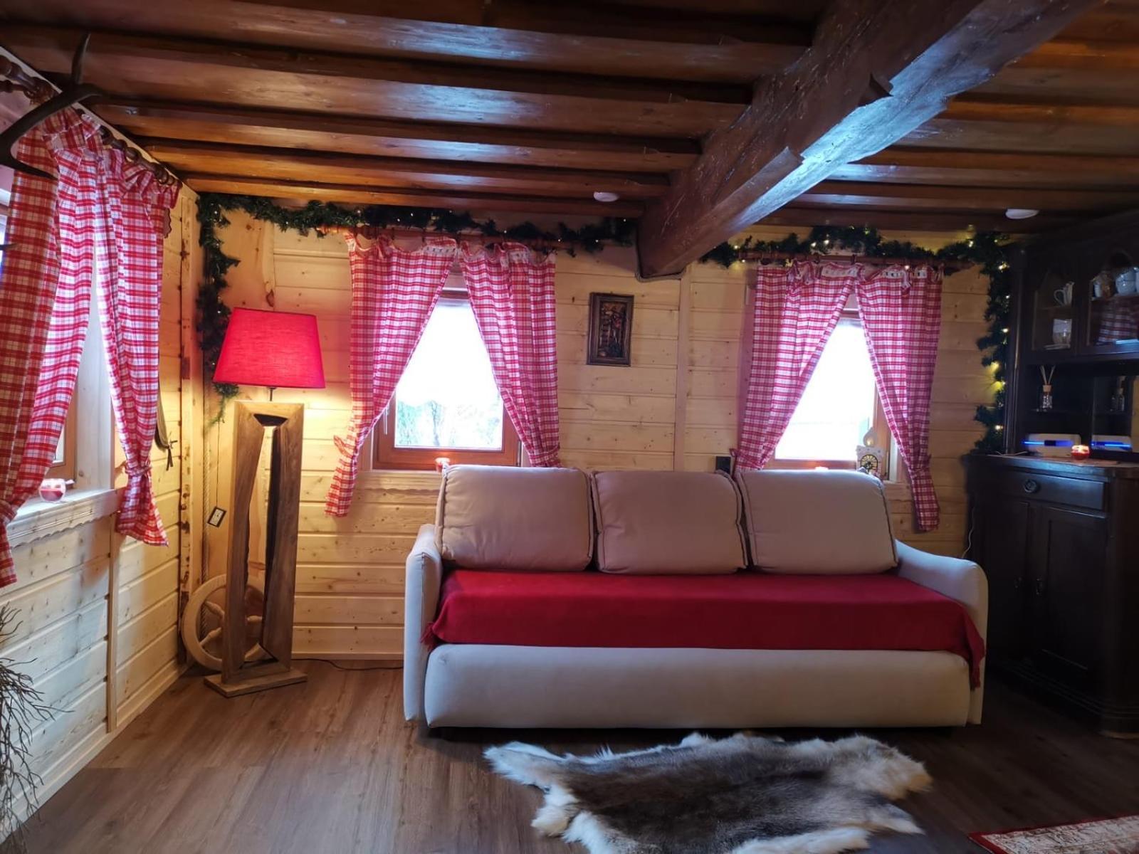 Waldhuette Glueck Auf Villa Notsch bei Bleiberg Buitenkant foto